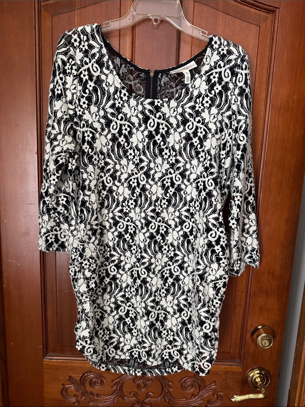 Jessica Simpson Black and White Lace Blouse